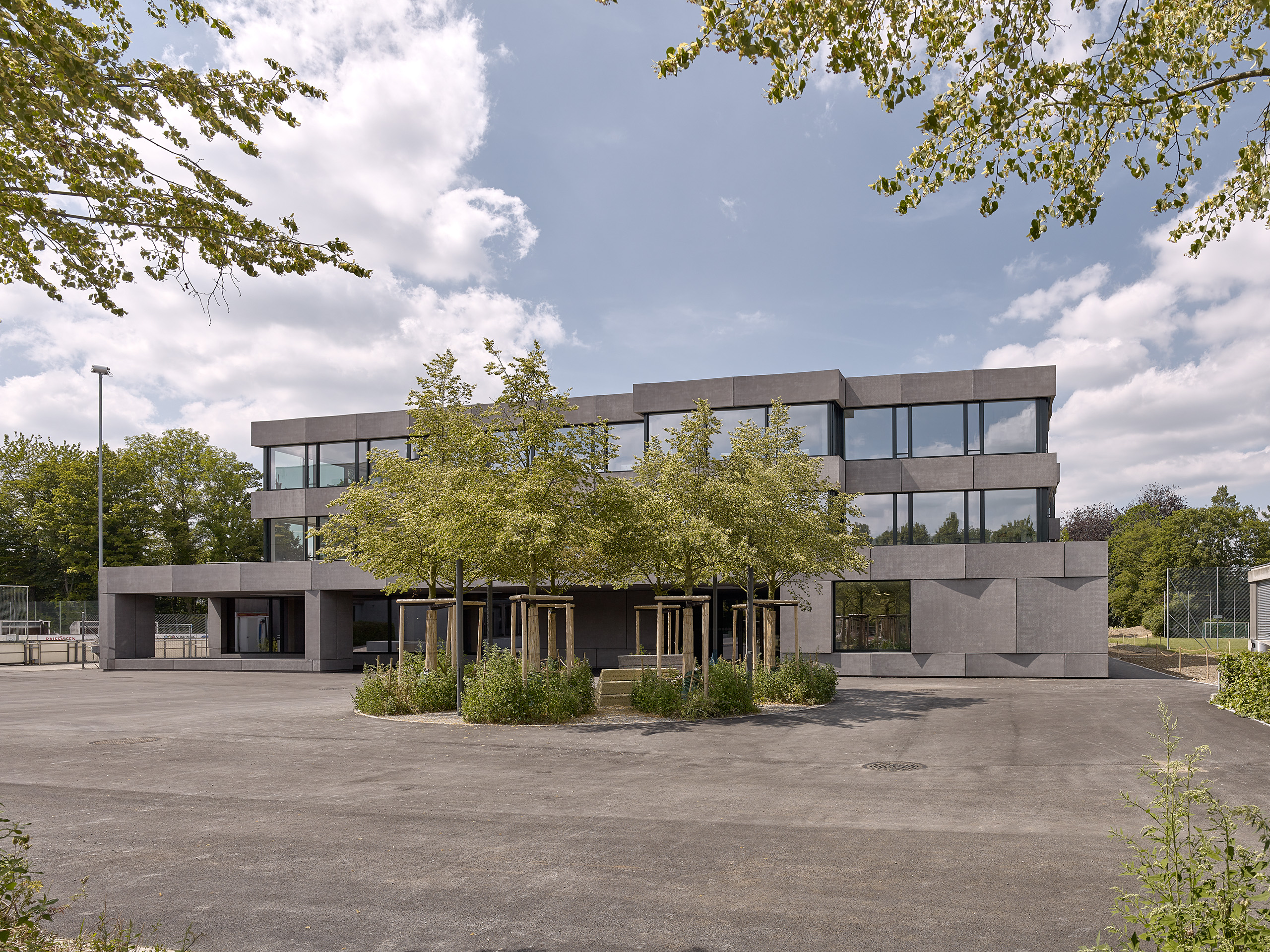 E19708 Alpa 091228 SCREEN